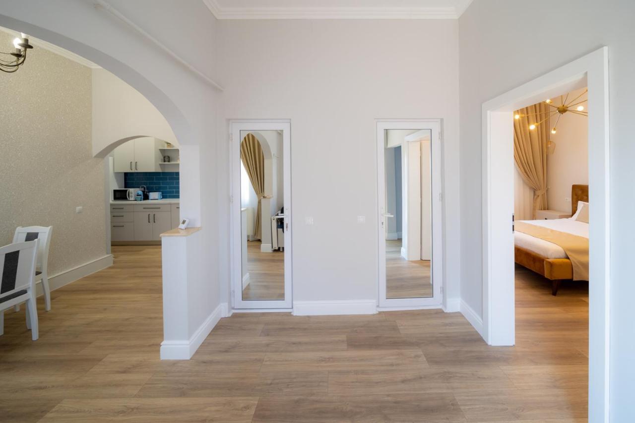 Bluesky Ultra-Central Premium Apartment أرادايا المظهر الخارجي الصورة