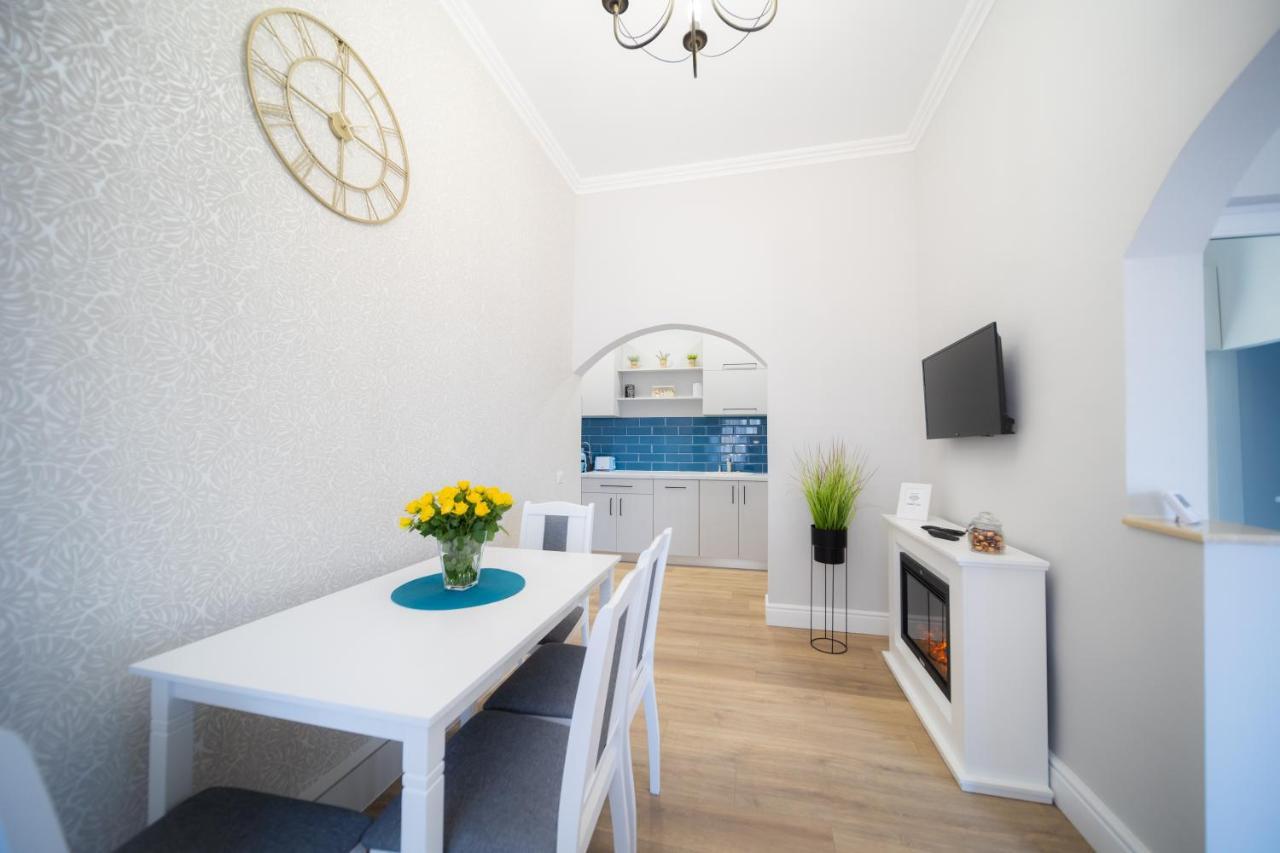 Bluesky Ultra-Central Premium Apartment أرادايا المظهر الخارجي الصورة